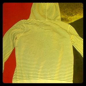 American Eagle pullover